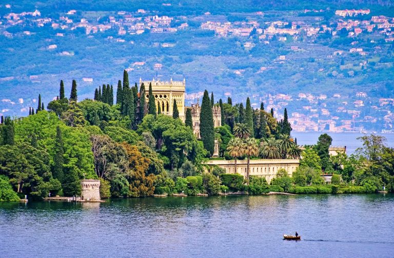 Mostra “Alice sull’Isola delle Meraviglie”